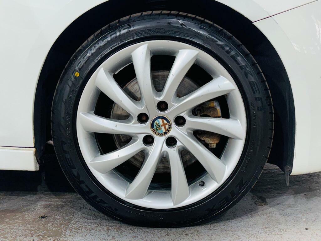 Alfa Romeo Giulietta Hatchback Black #20