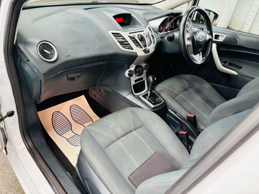 Ford Fiesta Hatchback Black #12