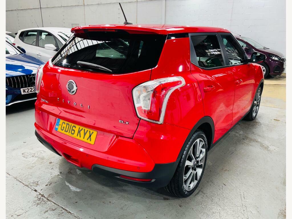 SsangYong Tivoli 1.6 E-xgi Elx Euro 6 Red #4