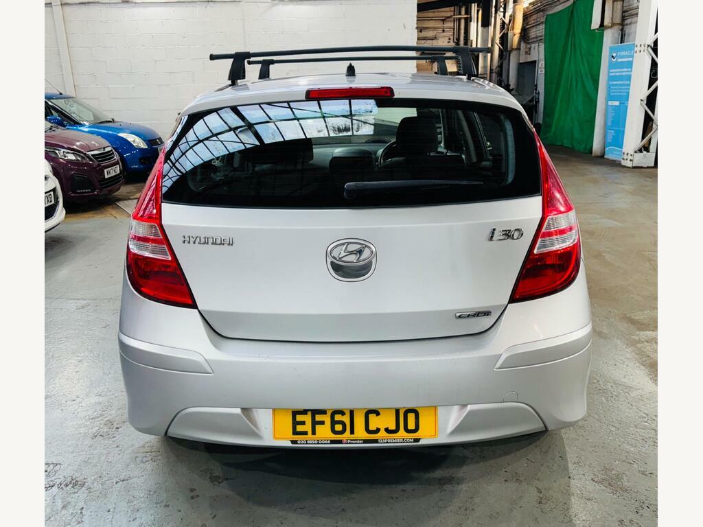 Hyundai I30 1.6 Crdi Comfort Euro 5 Silver #5