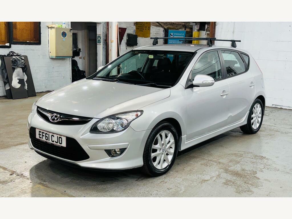 Hyundai I30 1.6 Crdi Comfort Euro 5 Silver #3
