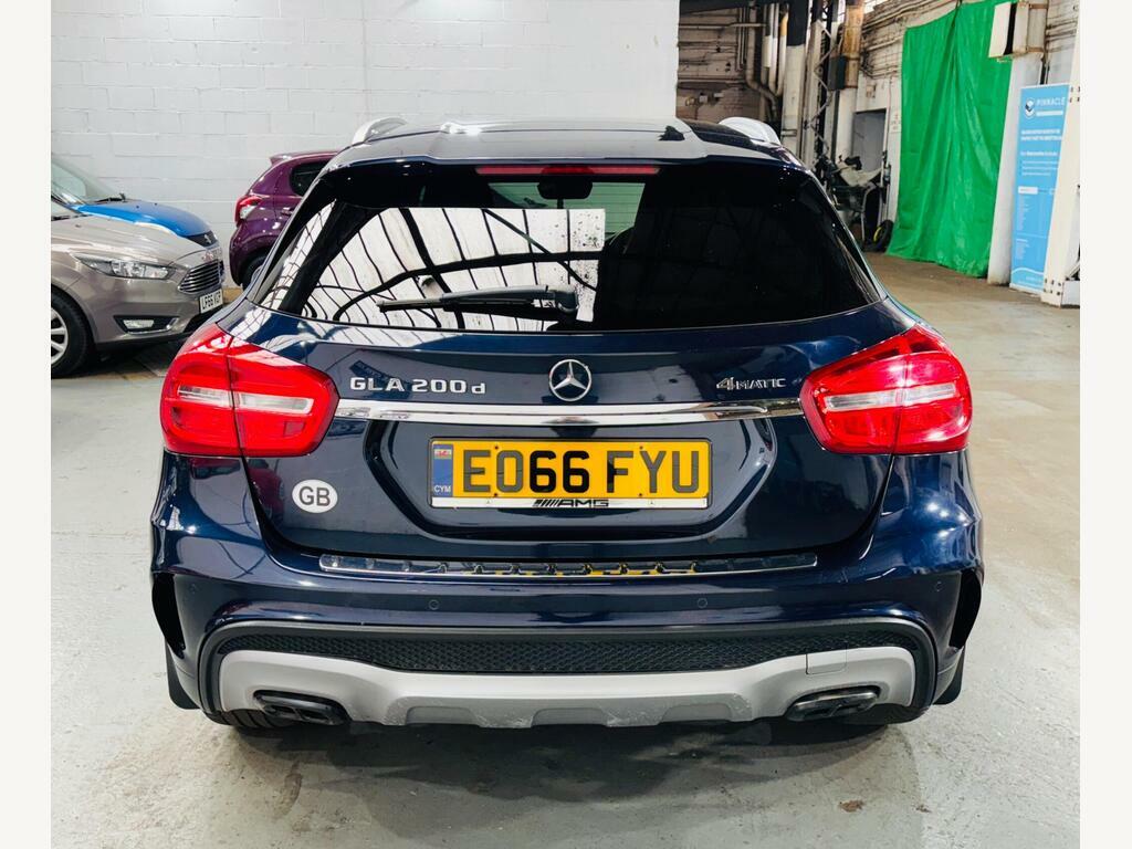 Mercedes-Benz GLA Class 2.1 Gla200d Amg Line Premium 7G-dct 4Matic Euro Blue #5