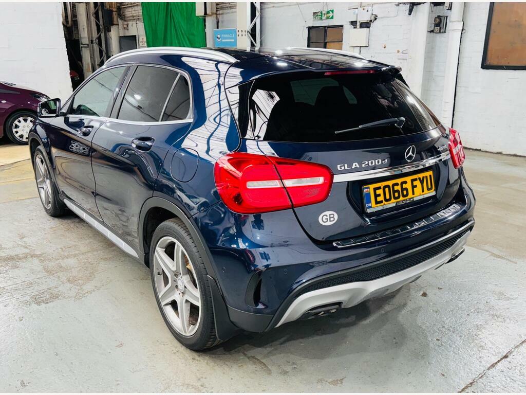 Mercedes-Benz GLA Class 2.1 Gla200d Amg Line Premium 7G-dct 4Matic Euro Blue #6