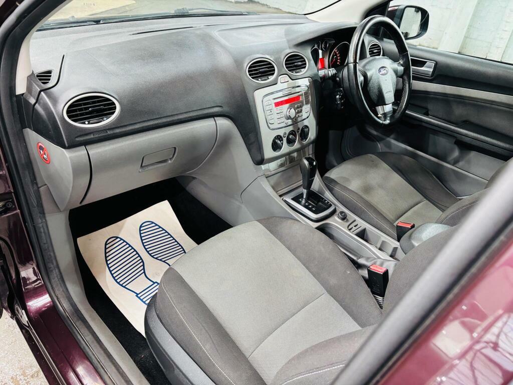 Ford Focus Zetec 5-Door Grey #12
