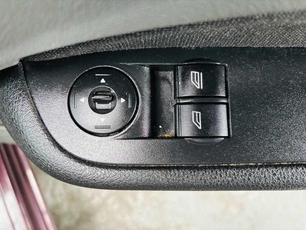 Ford Focus Zetec 5-Door Grey #17