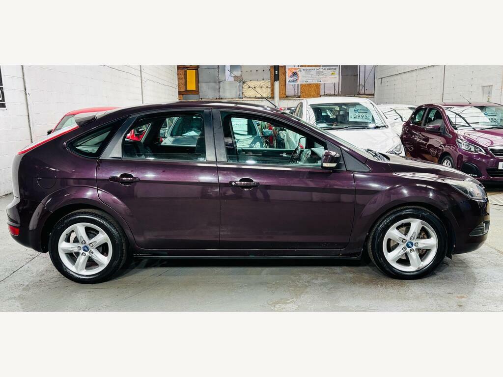 Ford Focus Zetec 5-Door Grey #7