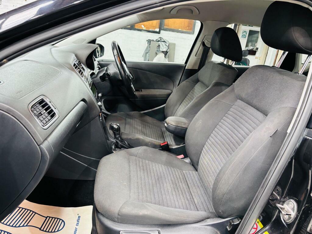 Volkswagen Polo 1.2 Tsi Match Black #13