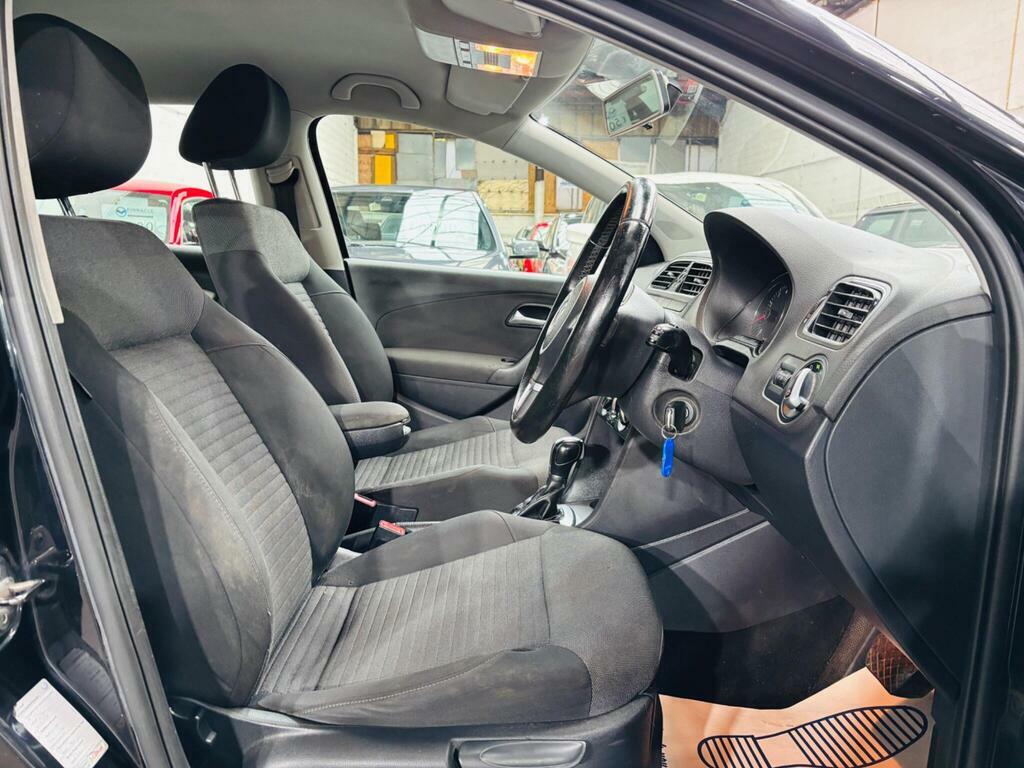 Volkswagen Polo 1.2 Tsi Match Black #11
