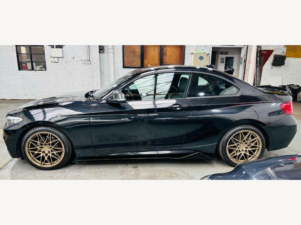 BMW 2 Series 220I Luxury Black #8