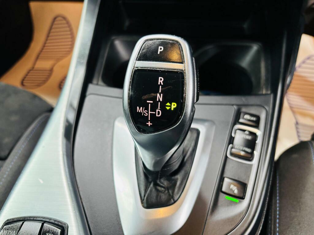 BMW 2 Series 220I Luxury Black #24
