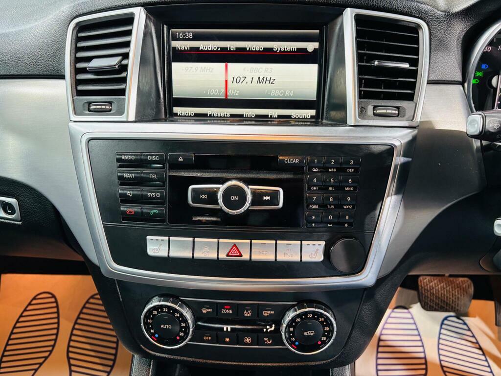 Mercedes-Benz M Class Se Bluetec 4Wd White #22