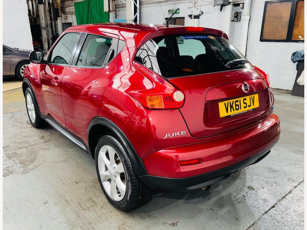 Nissan Juke Hatchback Red #6