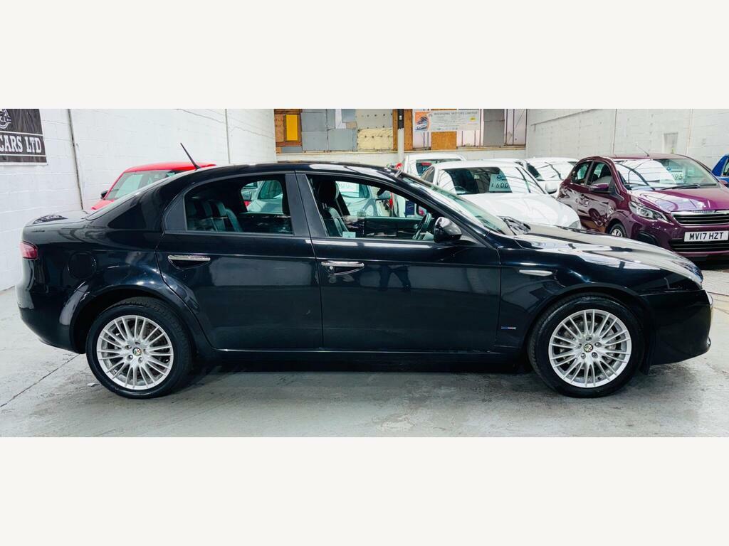 Alfa Romeo 159 Saloon 2.0 Red #7