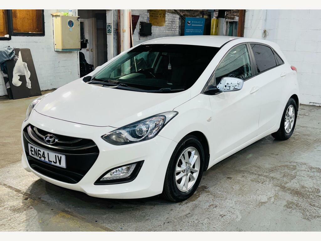 Hyundai I30 1.6 Crdi Blue Drive Active Euro 5 S S White #3