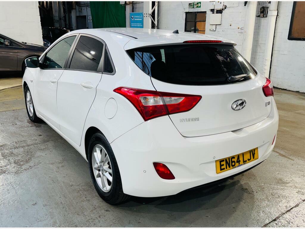 Hyundai I30 1.6 Crdi Blue Drive Active Euro 5 S S White #6