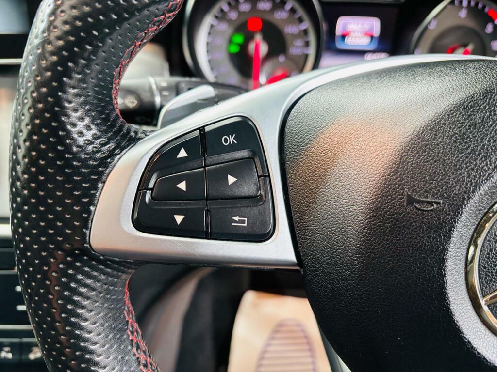 Mercedes-Benz GLA Class Gla 220 D #20