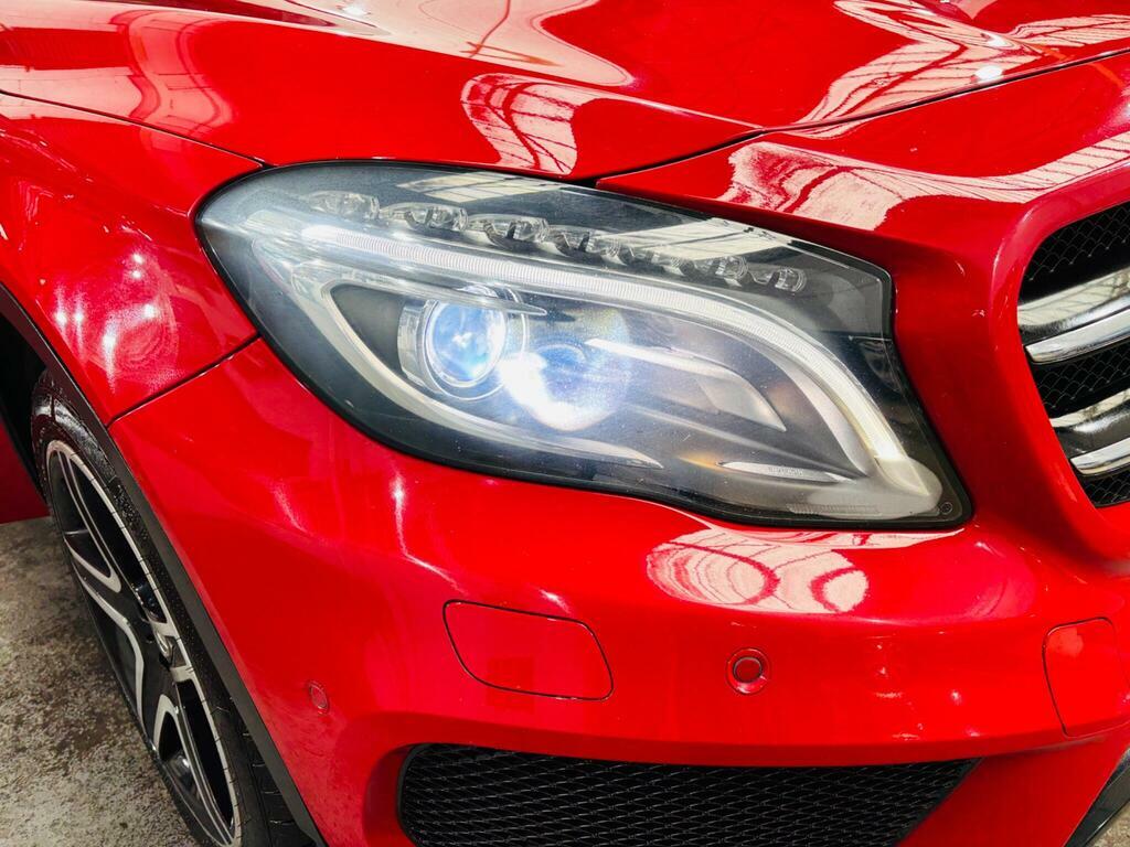 Mercedes-Benz GLA Class Gla 220 D #27