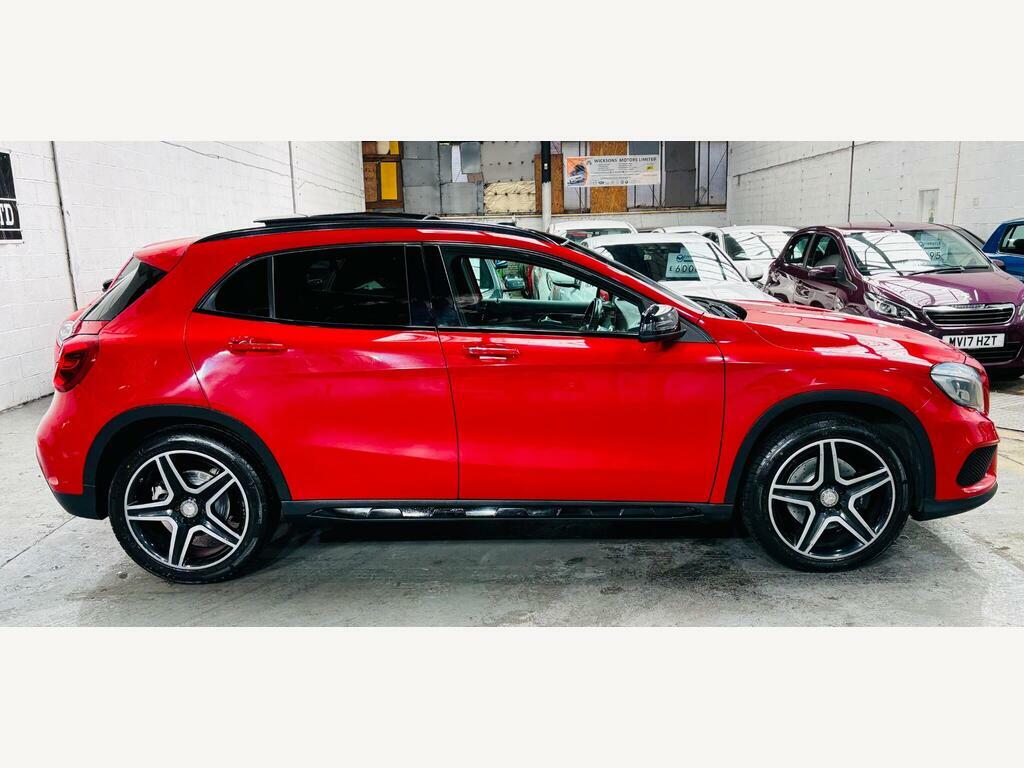 Mercedes-Benz GLA Class Gla 220 D #7
