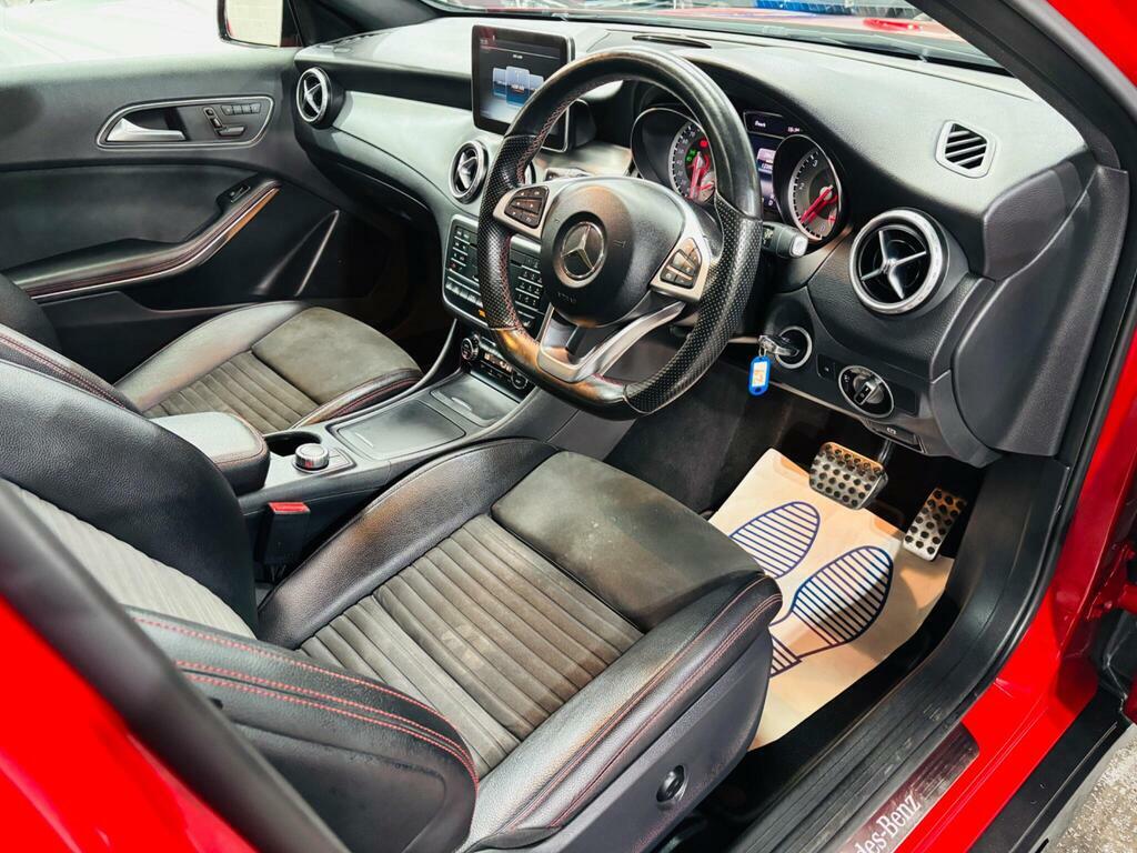 Mercedes-Benz GLA Class Gla 220 D #9