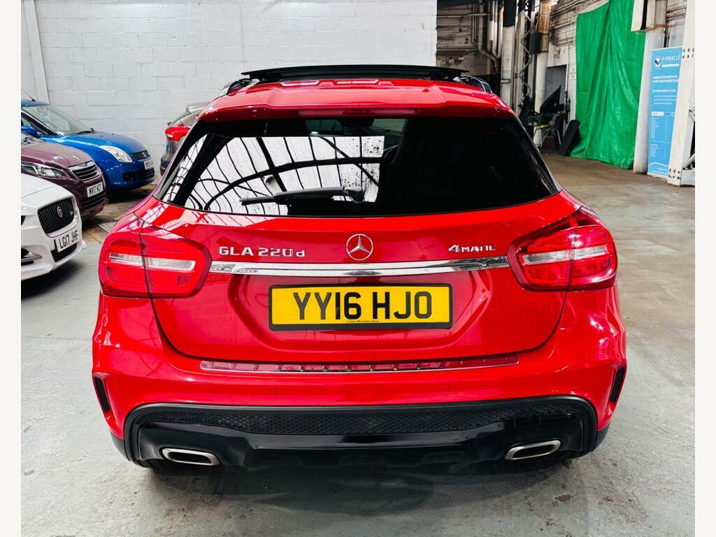 Mercedes-Benz GLA Class Gla 220 D #5