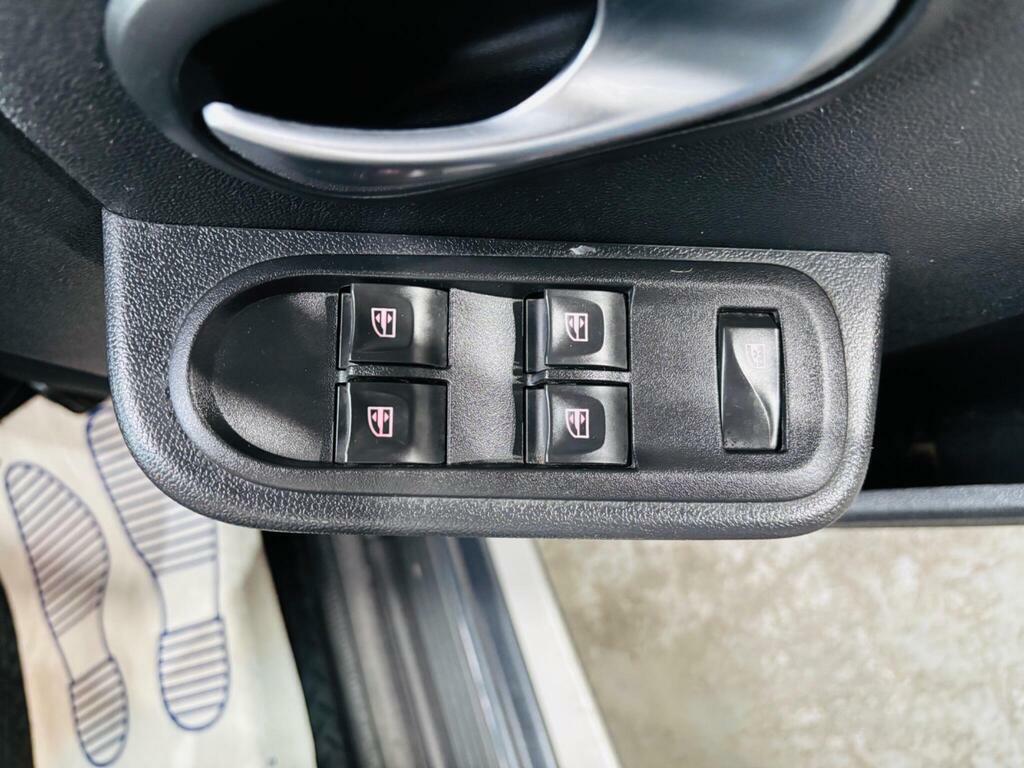 Dacia Duster 1.5 Dci Laureate Edc Euro 6 Ss Blue #15