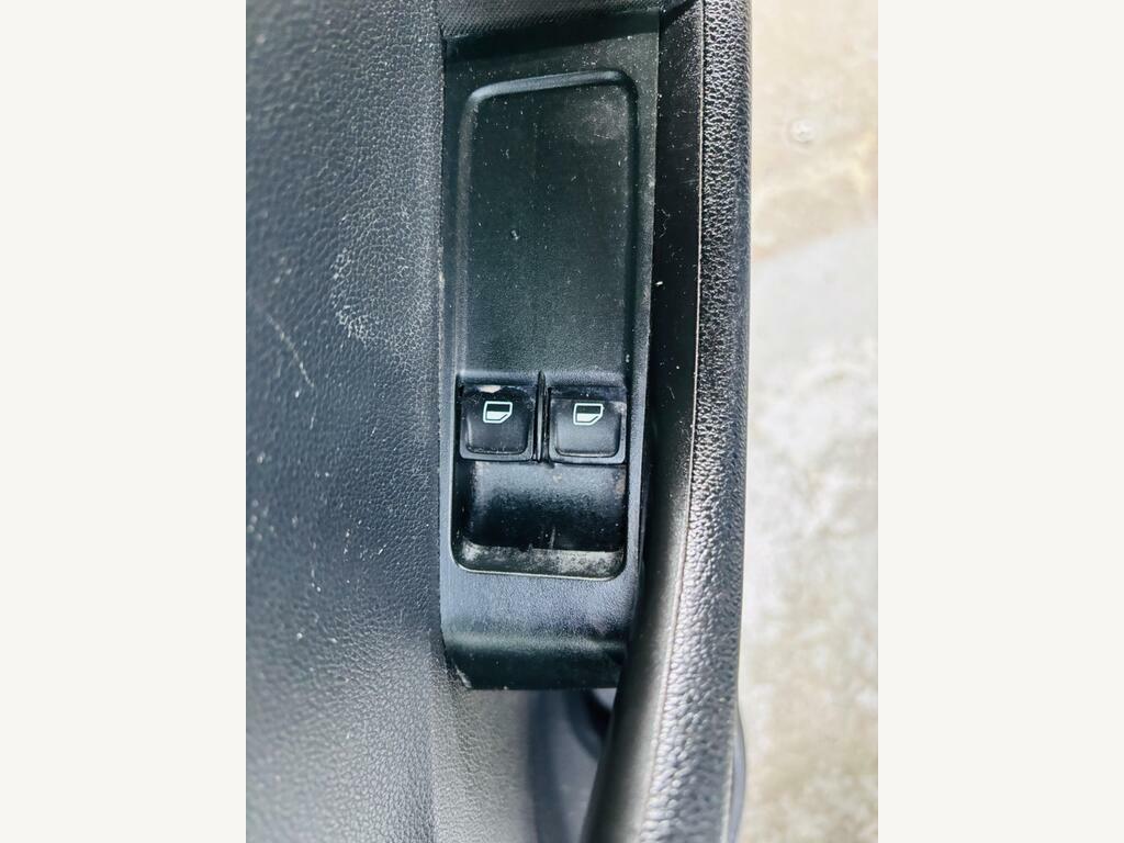 Skoda Fabia 1L S Silver #15