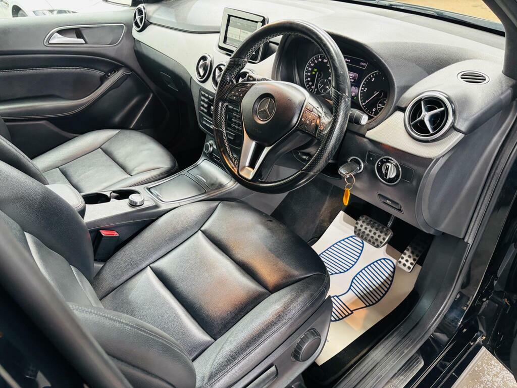 Mercedes-Benz B Class B180 Se Executive Red #8