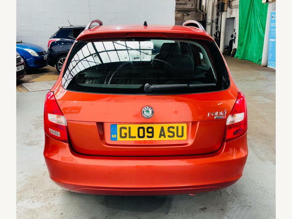Skoda Fabia 1.6 16V 2 Tiptronic Orange #5