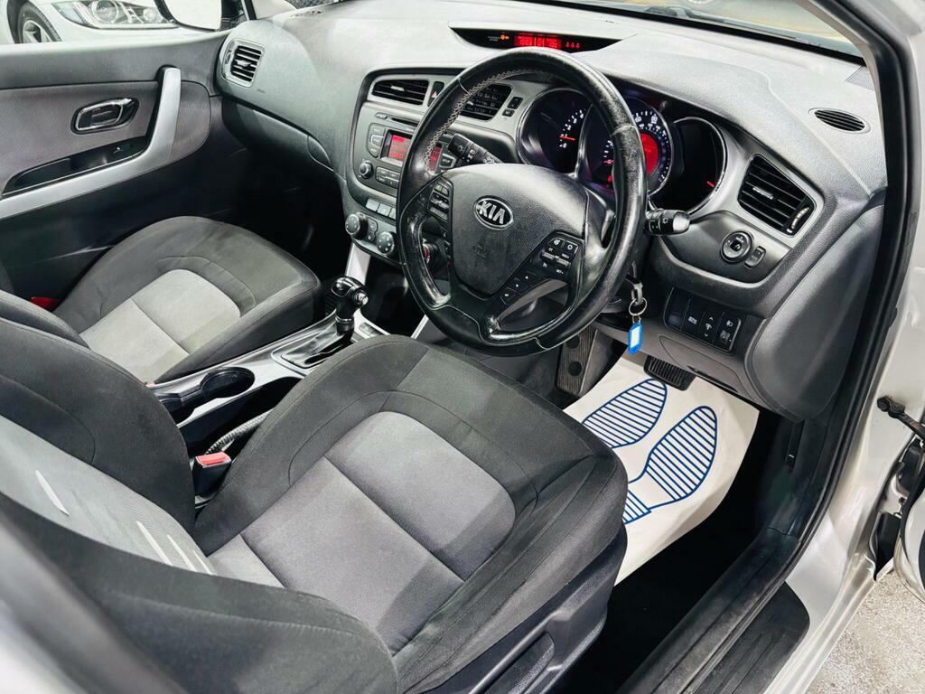 Kia Ceed 2013 1.4 Crdi Ecodynamics 1 Sportswagon Grey #9
