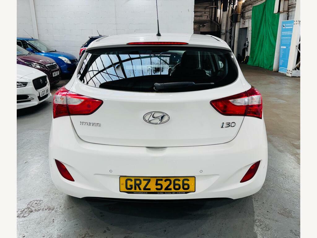 Hyundai I30 1.6 Crdi Active Euro 5 White #5