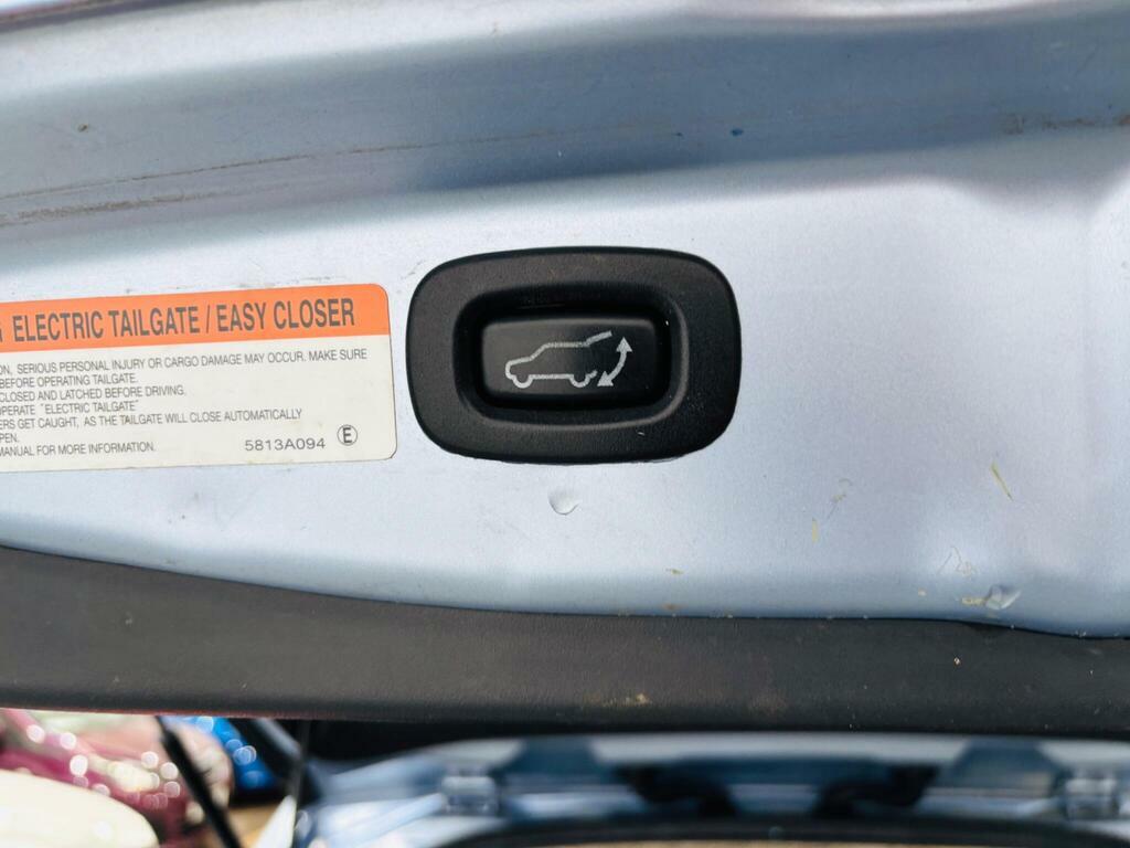 Mitsubishi Outlander 2.3 Di-d Gx 4 147 Bhp Grey #26