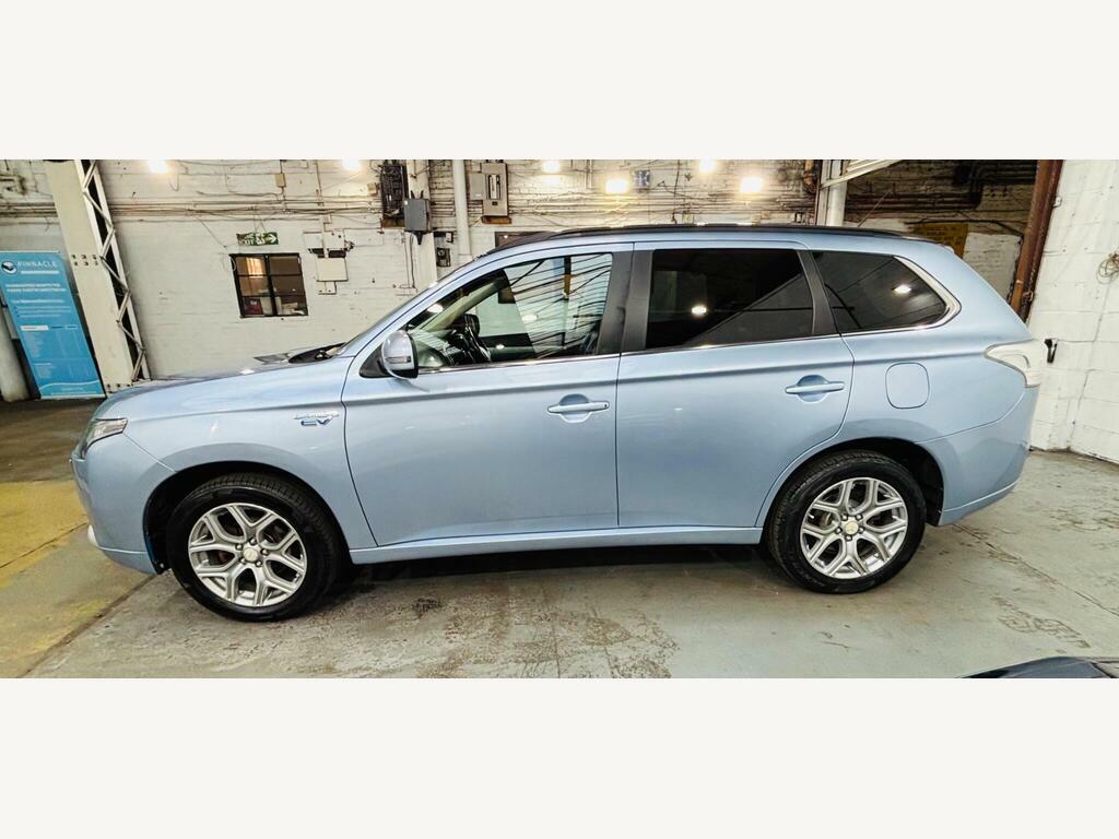 Mitsubishi Outlander 2.3 Di-d Gx 4 147 Bhp Grey #8