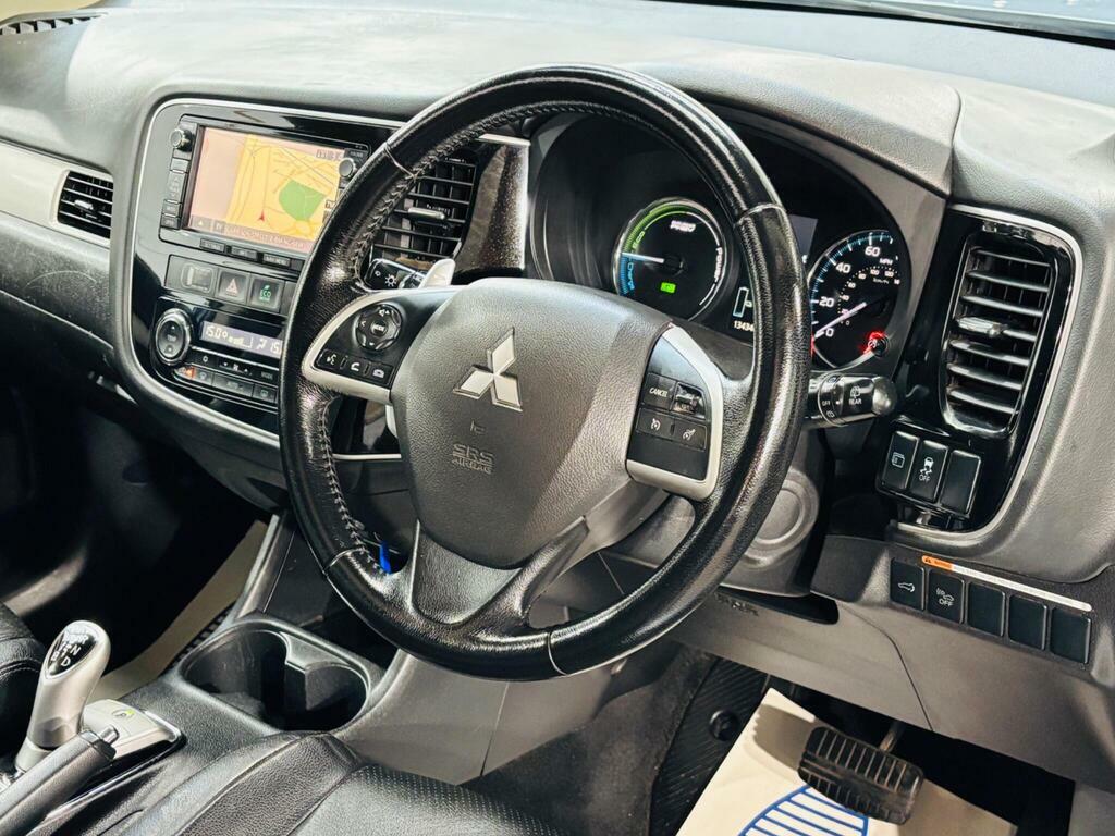 Mitsubishi Outlander 2.3 Di-d Gx 4 147 Bhp Grey #10