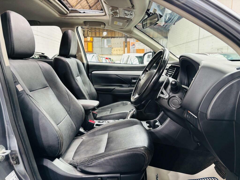 Mitsubishi Outlander Outlander Gx 4H Phev Black #11