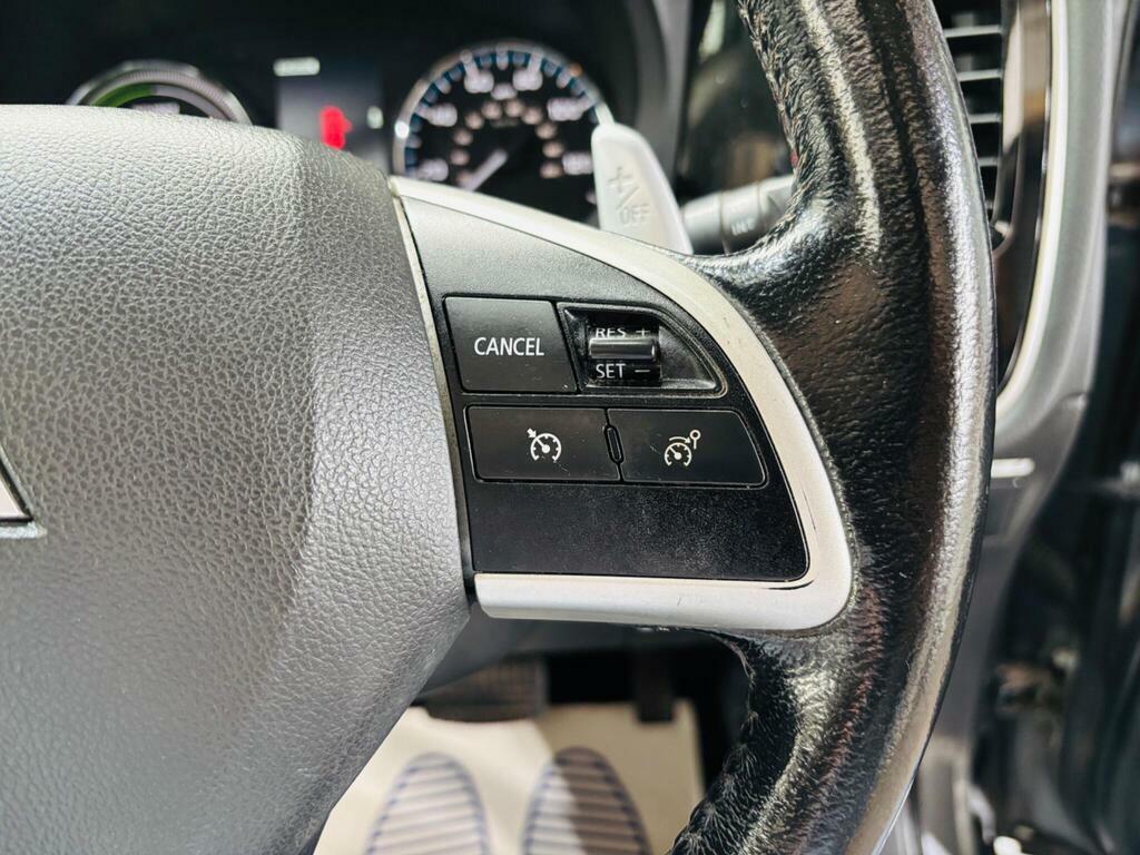 Mitsubishi Outlander Outlander Gx 4H Phev Black #18