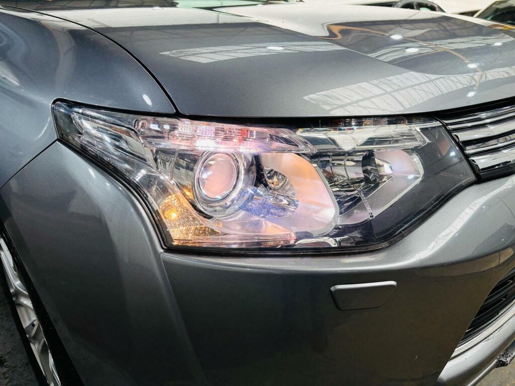 Mitsubishi Outlander Outlander Gx 4H Phev Black #24