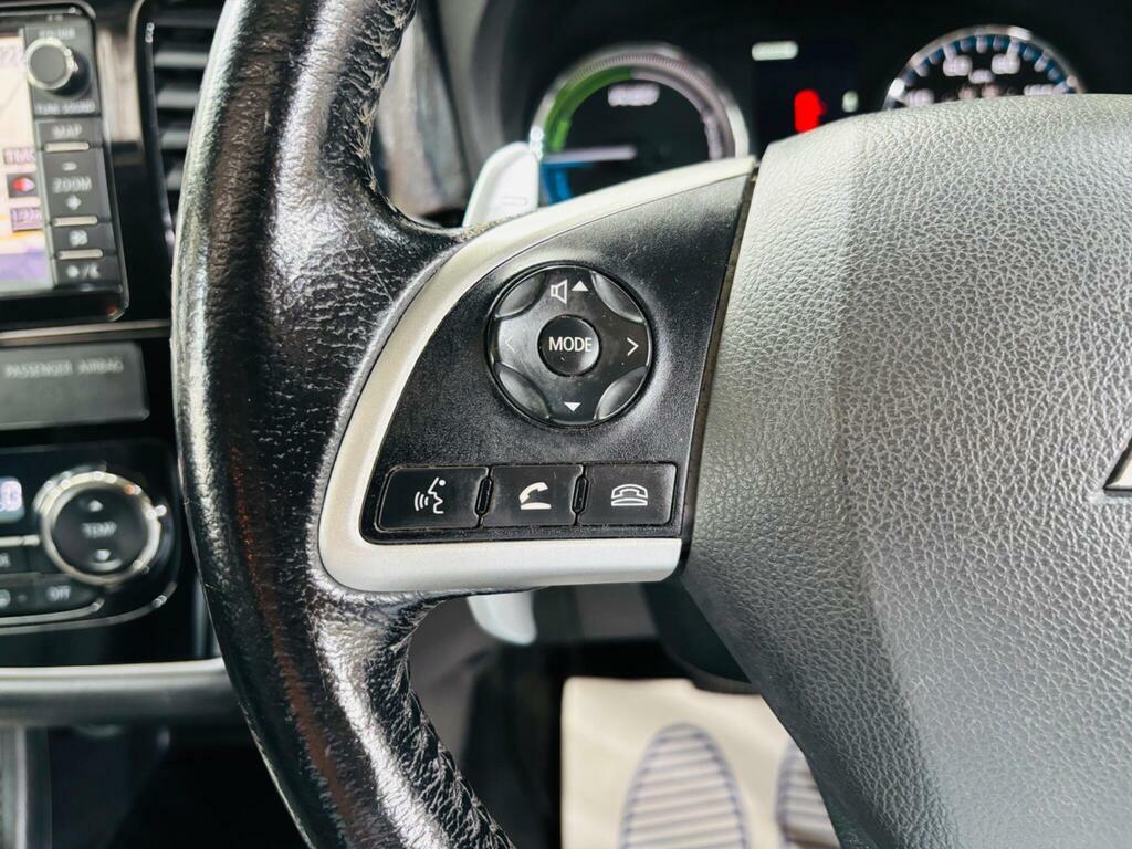 Mitsubishi Outlander Outlander Gx 4H Phev Black #19