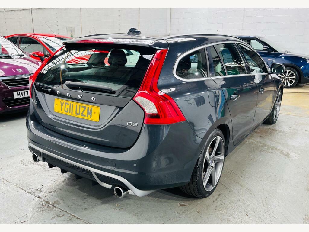 Volvo V60 2.0 D3 R-design Geartronic Euro 5 Grey #4