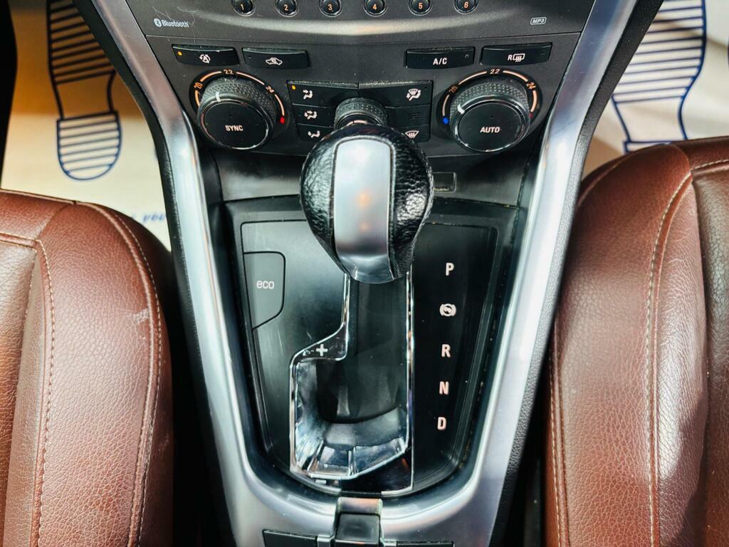 Vauxhall Antara Exclusiv Yellow #22
