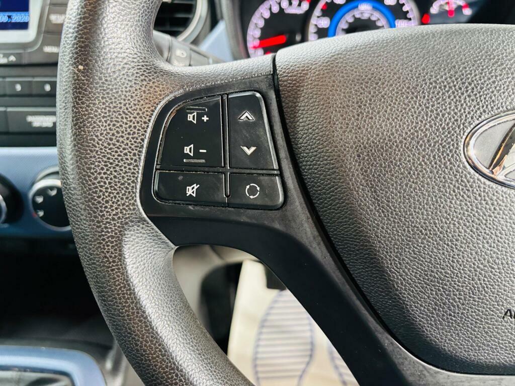 Hyundai I10 Premium Black #18