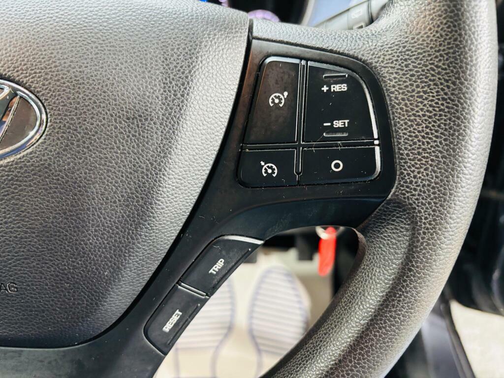 Hyundai I10 Premium Black #17