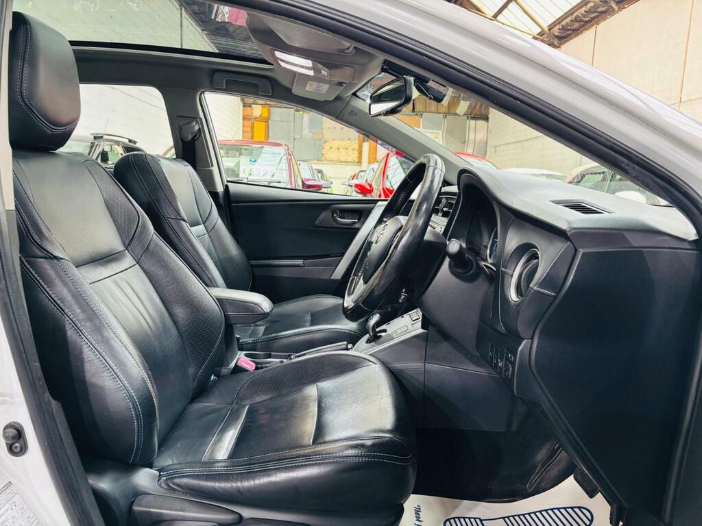 Toyota Auris  Grey #11