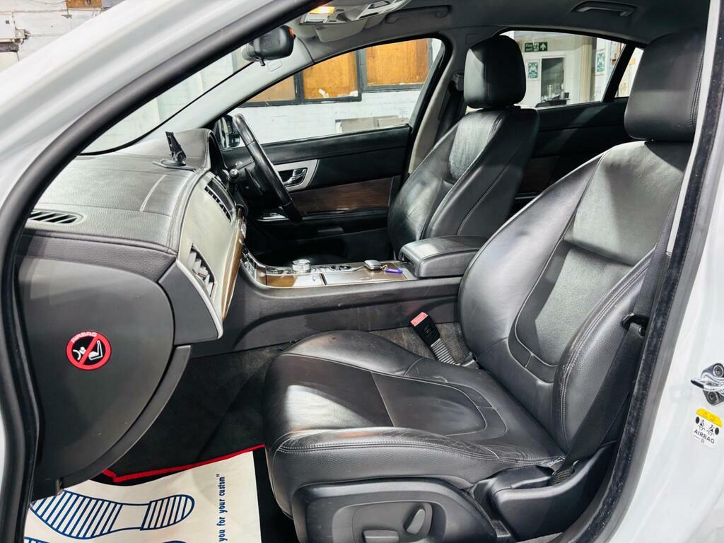 Jaguar XF 3.0D V6 Luxury Euro 5 Ss Red #13