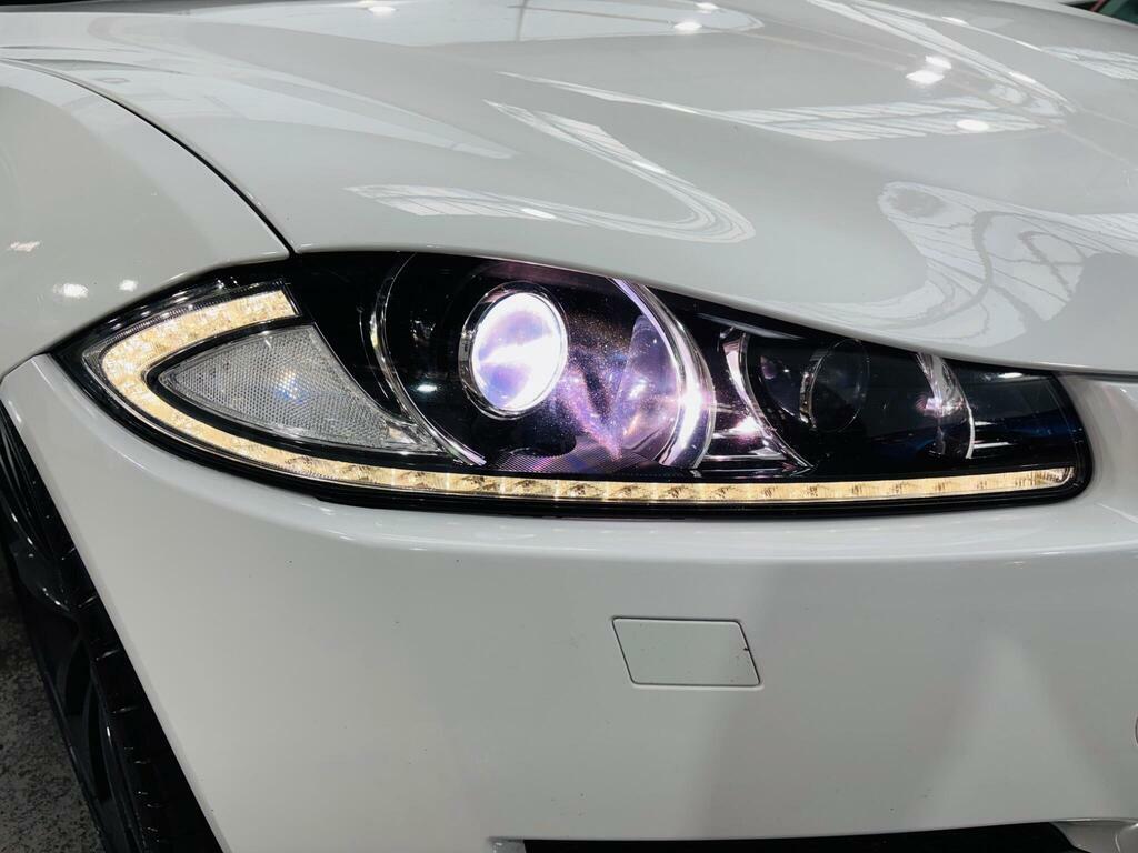 Jaguar XF 3.0D V6 Luxury Euro 5 Ss Red #24