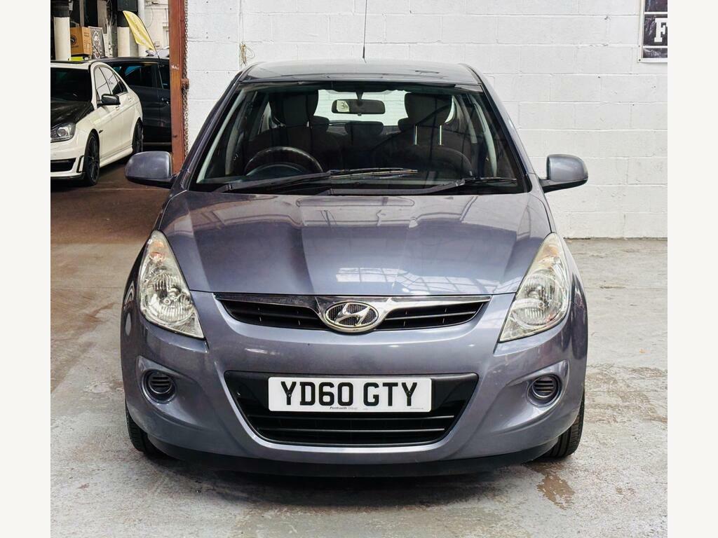 Hyundai I20 1.4 Comfort Euro 5 Grey #2