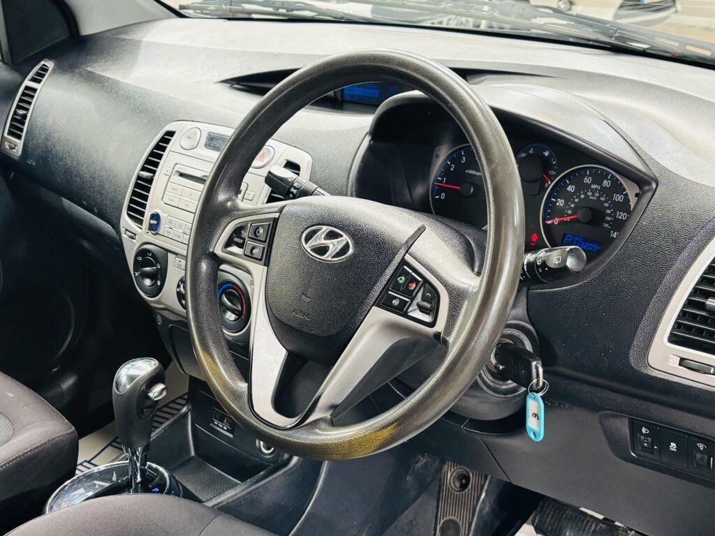 Hyundai I20 1.2 Classic Euro 4 Red #10