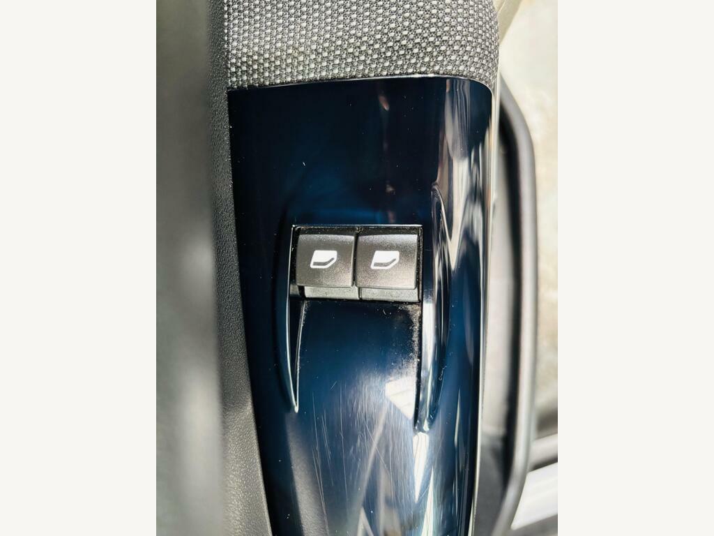 Citroen C4 Cactus Hatchback 1.6 Bluehdi Flair Euro 6 201717 Grey #15