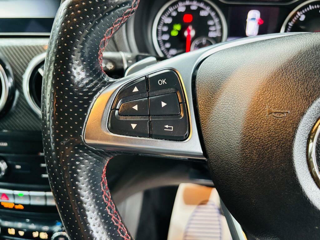 Mercedes-Benz B Class B 180 Sport Premium Aut Red #19