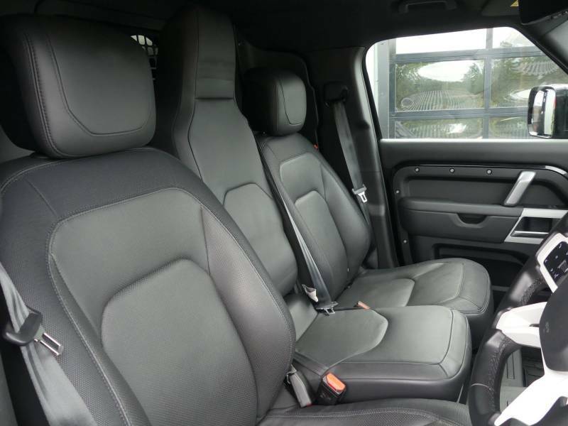 Land Rover Defender 110 3.0 D300 Hard Top X-dynamic Hse 3 Seat - 20 AY73UGW Black #2