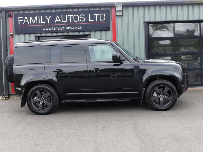 Land Rover Defender 110 3.0 D300 Hard Top X-dynamic Hse 3 Seat - 20 AY73UGW Black #6